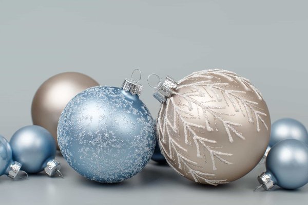 Personnalisez votre boule de Noël transparente : créez des souvenirs uniques